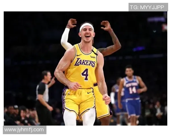 亚历克斯卡鲁索：从默默无闻到NBA明星的励志之路