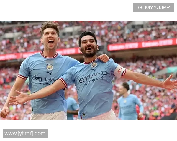 京多安领衔曼城新赛季征程球迷期待其再创辉煌表现