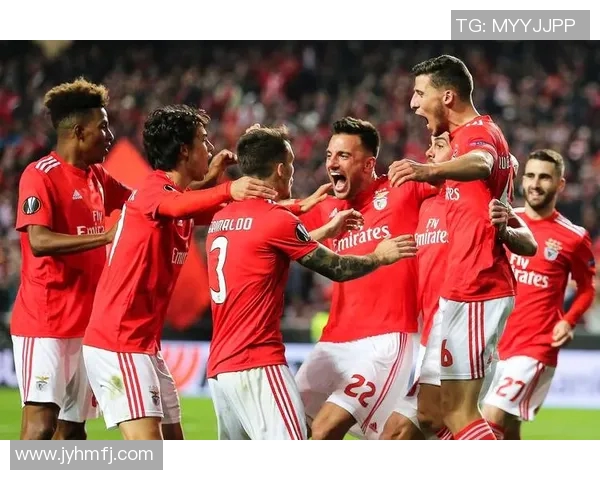 拜仁慕尼黑迎战费内巴切期待一场精彩的欧冠对决