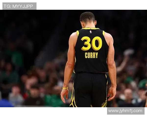 勇士队精彩表现全场录像回放带你重温比赛精彩瞬间与关键时刻