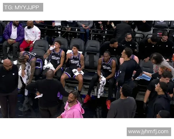 国王与黄峰精彩对决录像回放全解析与精彩瞬间重温 国王与黄峰精彩对决录像回放全解析与精彩瞬间重温