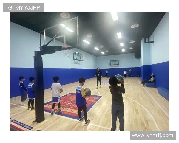 篮球明星打卡分享训练日常与比赛心得激励年轻球员追逐梦想